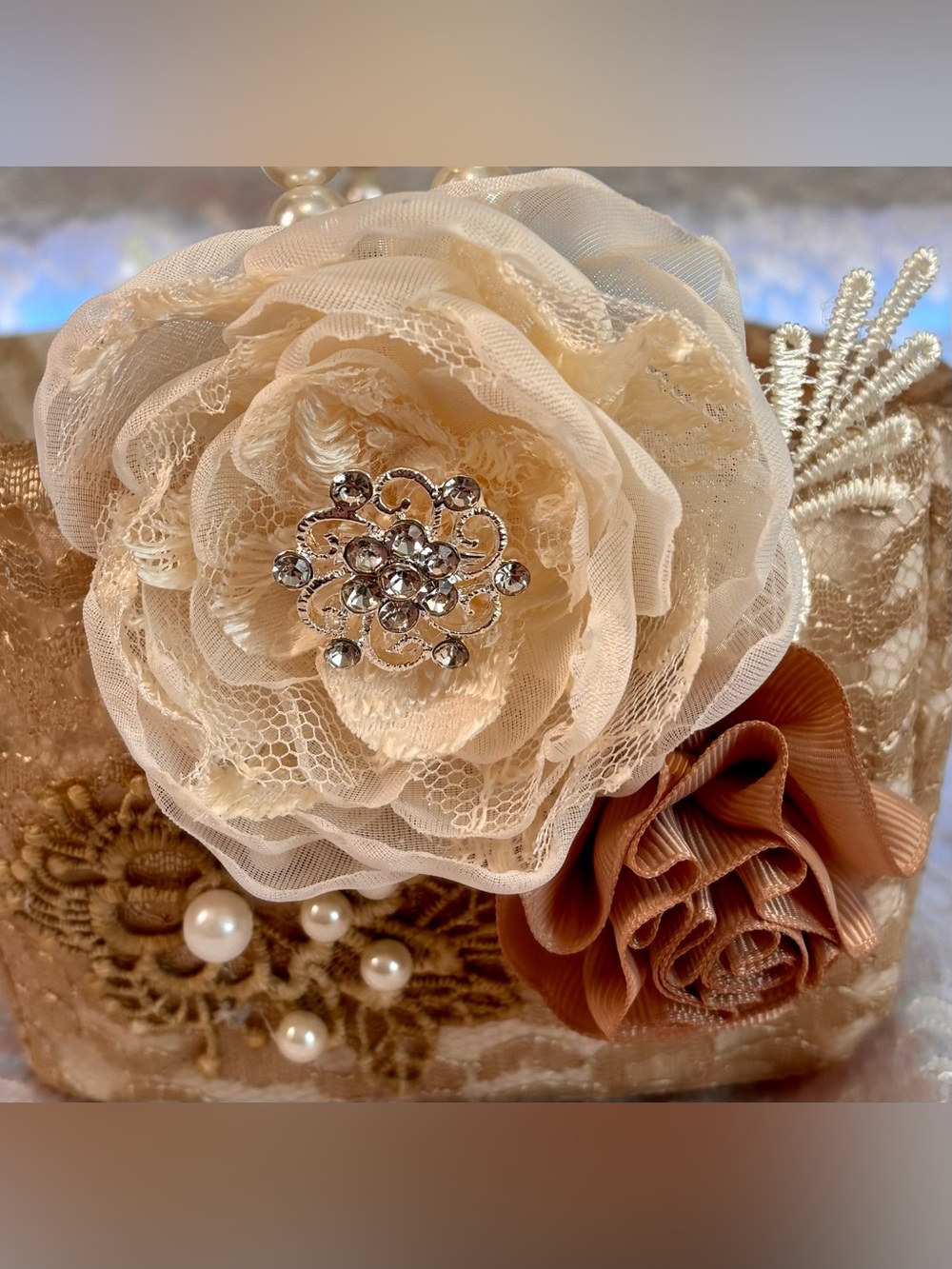 🥂 Handmade Champagne and Ivory Ring Pillow and Flower Basket Set - Picture 8 of 15
